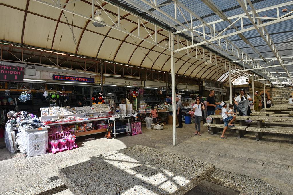דירות טבריה סווטיה יוקרתית ליד הכינרת מראה חיצוני תמונה